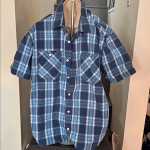 Levi's Men's blue plaid cotton short sleeve button-up LG